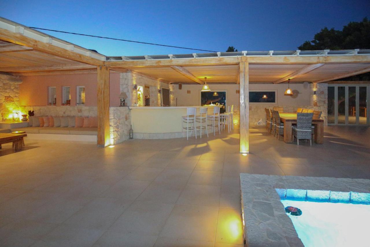 Amatu Villa เซรอกัมโบส ภายนอก รูปภาพ